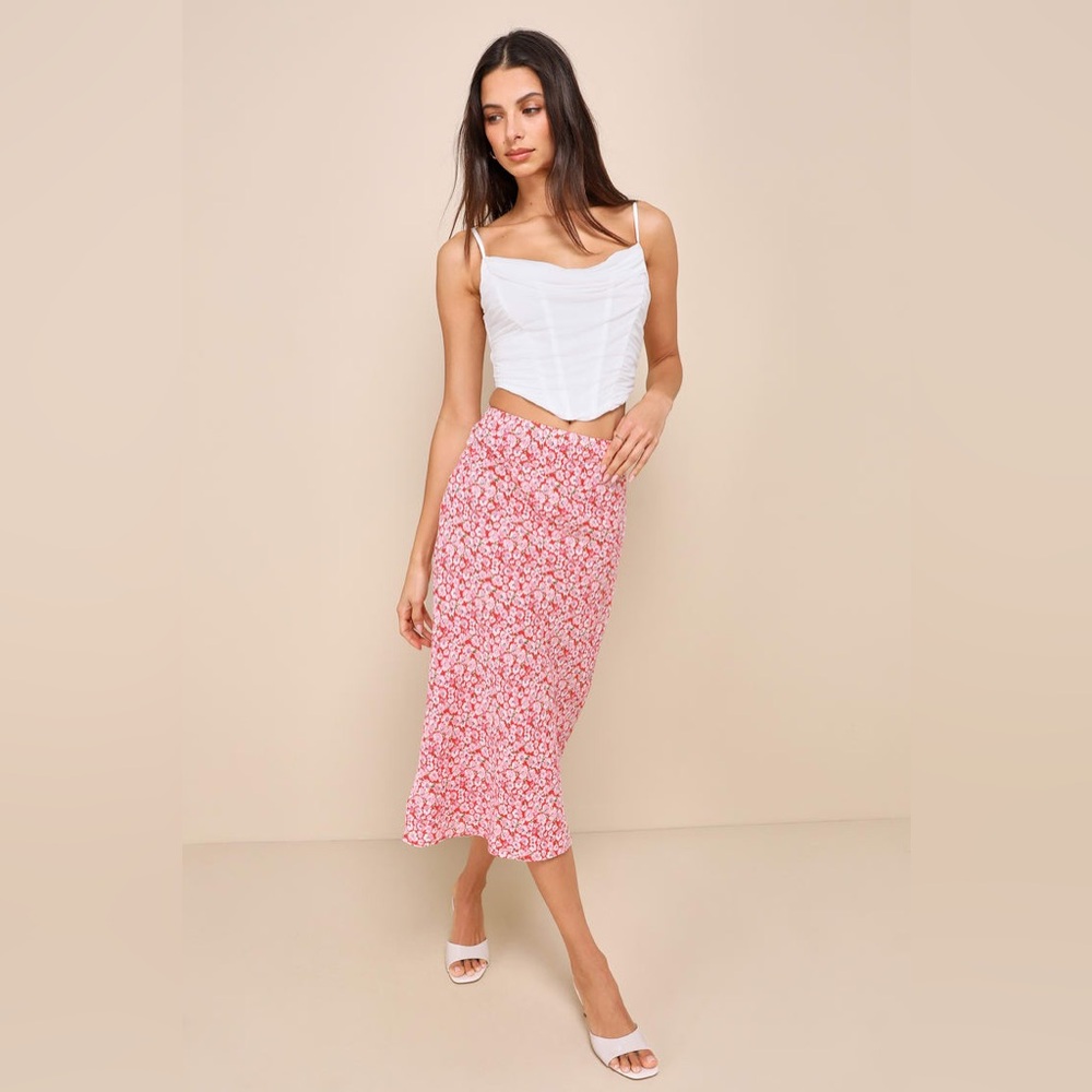 Floral midi skirt from Lulu’s